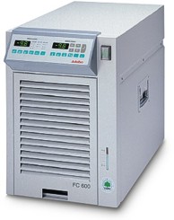 FC600/FC1200T/FC1600T/FCW2500T加热冷却循环器